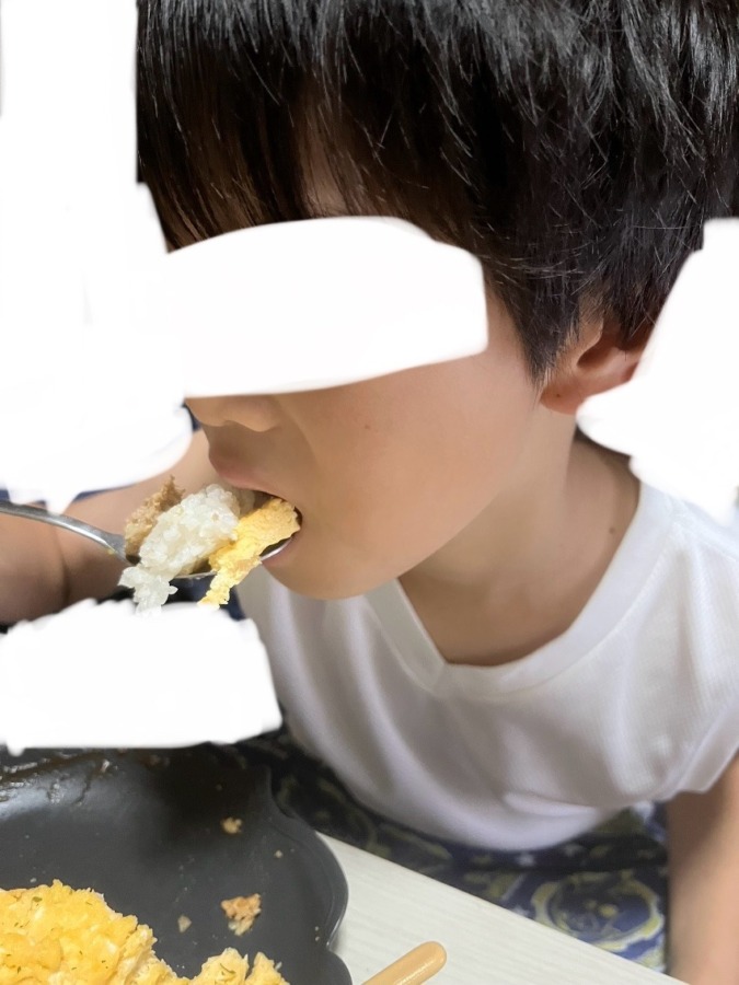戴いた【お米】【ハンバーグ】を使ってハンバーグオムライス✨