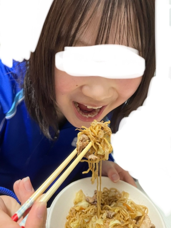 戴いた【九州産豚こま切れ】で久々の焼きそば☝️😍